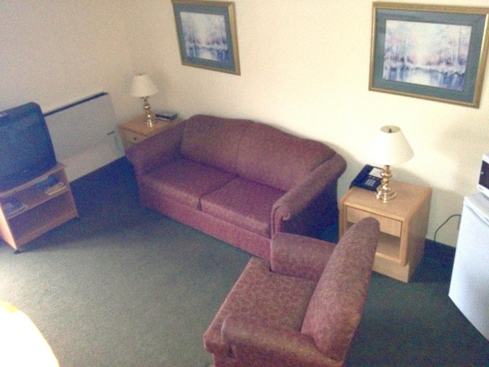 Travelodge By Wyndham ווסאגה ביץ' מראה חיצוני תמונה