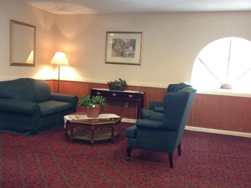 Travelodge By Wyndham ווסאגה ביץ' מראה חיצוני תמונה