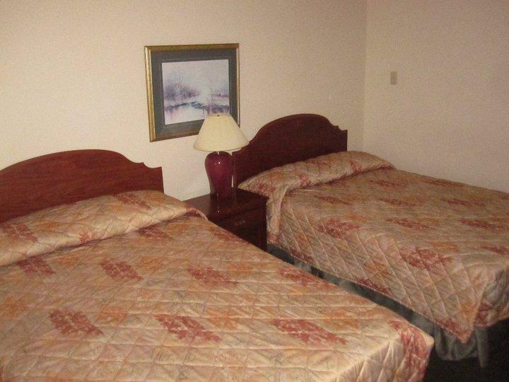 Travelodge By Wyndham ווסאגה ביץ' מראה חיצוני תמונה